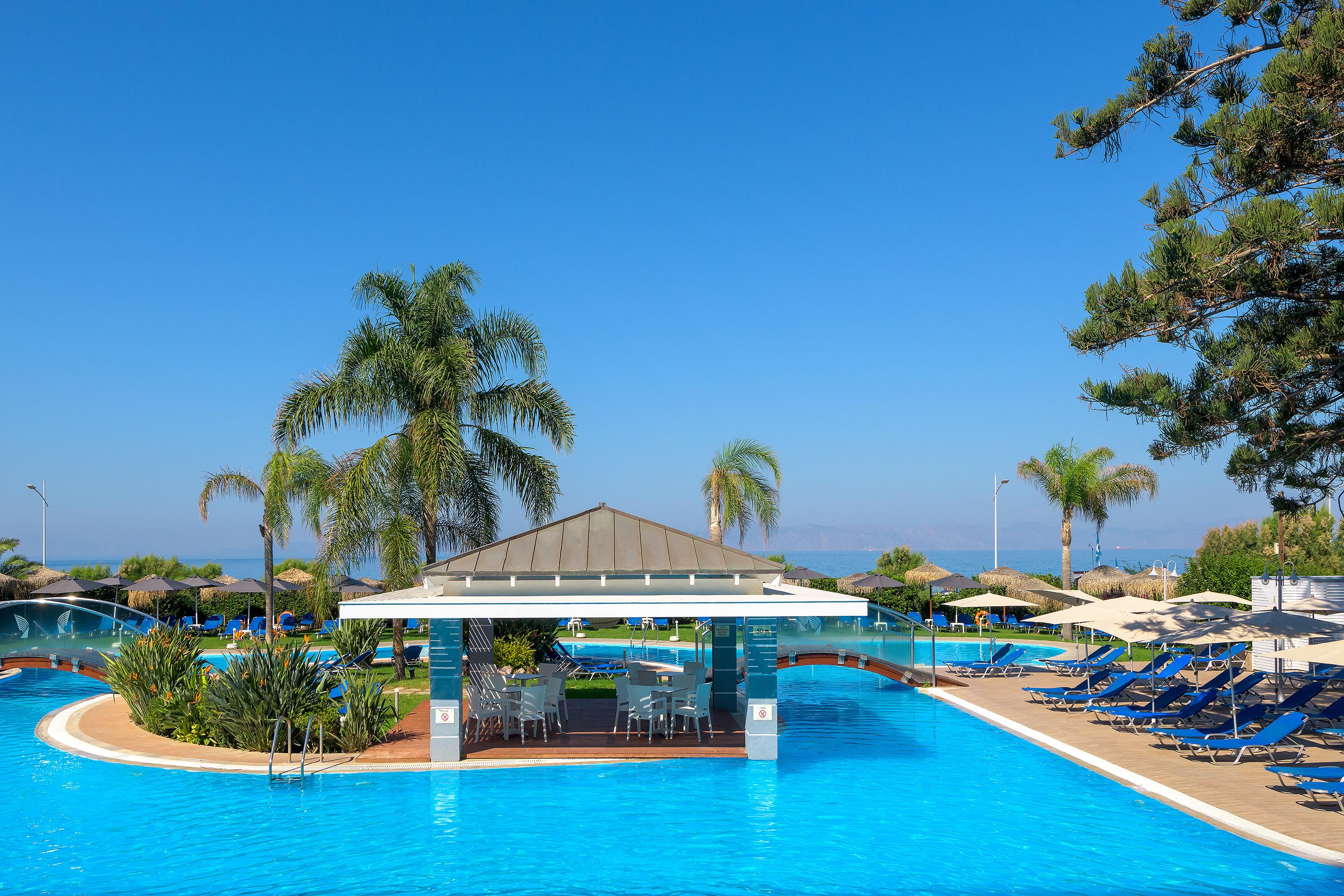 Отель Oceanis 4*